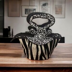 Animal print,Purse Fancy, handbag, Black-White, Small,Fabric,bead,fake leather.!
